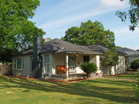 303 Rowland Ave, Modesto, CA 95354 photo 1