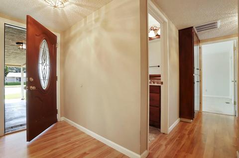 1003 Tudor St, Lodi, CA 95242 photo 3