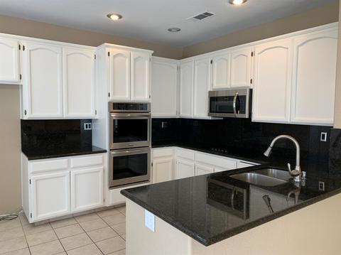 3513 Balfour Ln, Modesto, CA 95357 photo 7