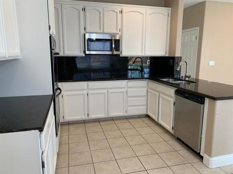 3513 Balfour Ln, Modesto, CA 95357 photo 8