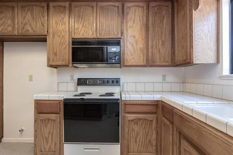 1601 Shadewood Dr, Modesto, CA 95355 photo 12
