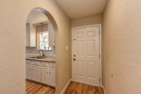 6740 La Junta Dr, Orangevale, CA 95662 photo 4