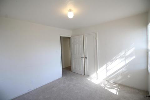 218 Locust Ave, Manteca, CA 95337 photo 13