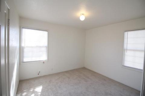 218 Locust Ave, Manteca, CA 95337 photo 12