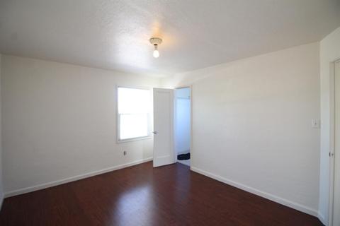 218 Locust Ave, Manteca, CA 95337 photo 10