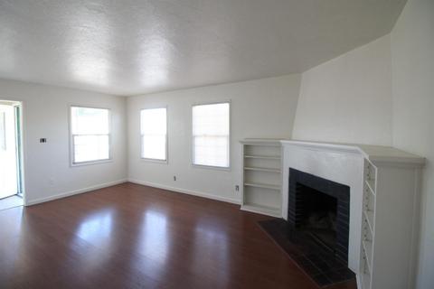 218 Locust Ave, Manteca, CA 95337 photo 4