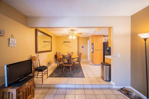3716 Dix Ln, Modesto, CA 95356 photo 8