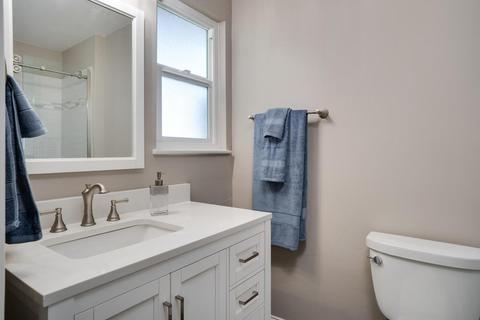 2566 E Collier Rd, Acampo, CA 95220 photo 22