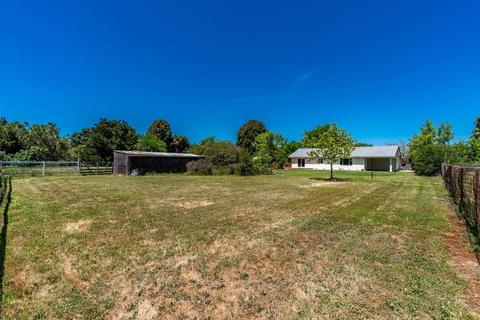 2566 E Collier Rd, Acampo, CA 95220 photo 33