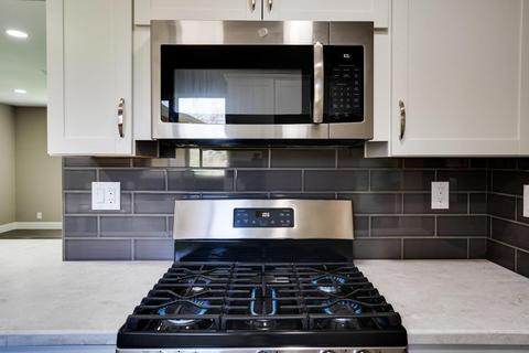 2566 E Collier Rd, Acampo, CA 95220 photo 4