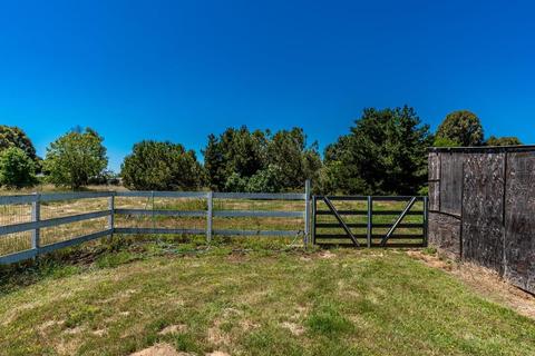 2566 E Collier Rd, Acampo, CA 95220 photo 35