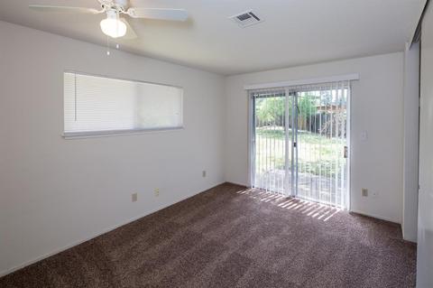 4920 Douvan Ct, Carmichael, CA 95608 photo 4