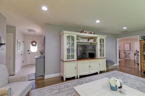 331 Kristmont St, Lodi, CA 95242 photo 8