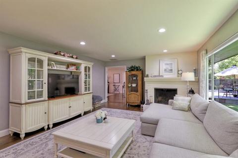 331 Kristmont St, Lodi, CA 95242 photo 6