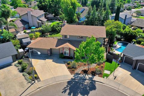 1636 Freedom Ct, Turlock, CA 95382 photo 2