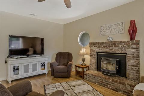 1636 Freedom Ct, Turlock, CA 95382 photo 21