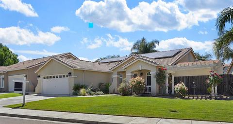 807 Forecast Ln, Tracy, CA 95377 photo 2