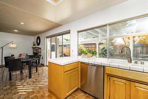 5042 Hamel St, Davis, CA 95618 photo 12