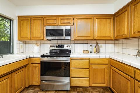 5042 Hamel St, Davis, CA 95618 photo 11
