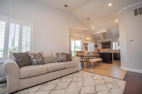 1421 Malos Ct, Modesto, CA 95351 photo 9