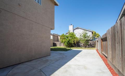 1421 Malos Ct, Modesto, CA 95351 photo 32