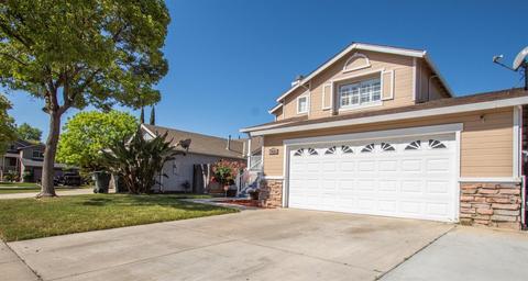 1421 Malos Ct, Modesto, CA 95351 photo 2