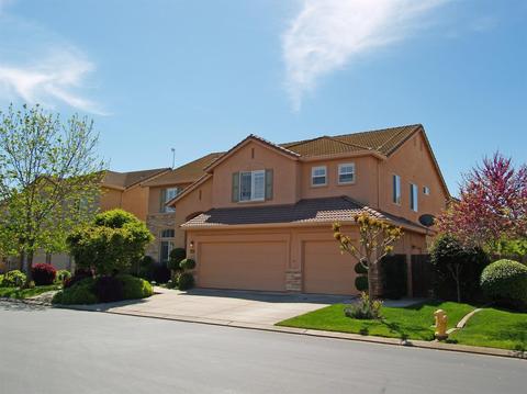 1704 St Mayeul Dr, Modesto, CA 95356 photo 3