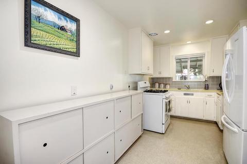 6 Simmons Way, Davis, CA 95616 photo 13