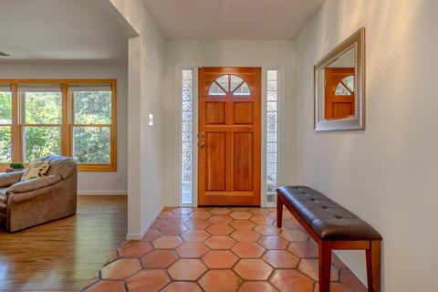 700 Eisenhower St, Davis, CA 95616 photo 2