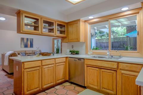 700 Eisenhower St, Davis, CA 95616 photo 11