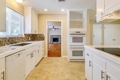 2015 Joaquin St, Modesto, CA 95350 photo 11