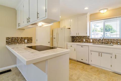 2015 Joaquin St, Modesto, CA 95350 photo 16