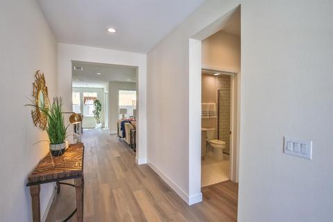 944 Stebbins Ln, Davis, CA 95616 photo 4