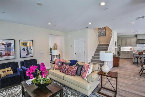 944 Stebbins Ln, Davis, CA 95616 photo 9
