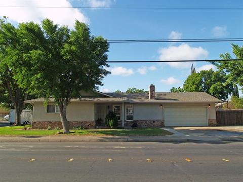 3324 E Orangeburg Ave, Modesto, CA 95355 photo 1