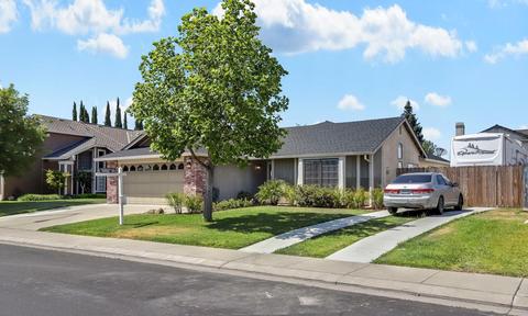 1553 Parkview St, Manteca, CA 95337 photo 2
