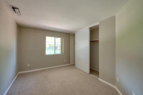 305 Red Robin Dr, Patterson, CA 95363 photo 11
