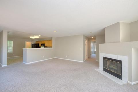 305 Red Robin Dr, Patterson, CA 95363 photo 5