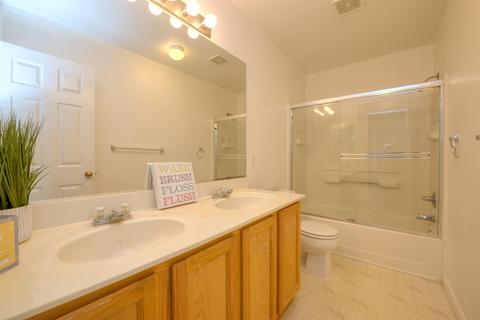 305 Red Robin Dr, Patterson, CA 95363 photo 13
