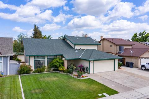 559 Nancy Dr, Ripon, CA 95366 photo 1