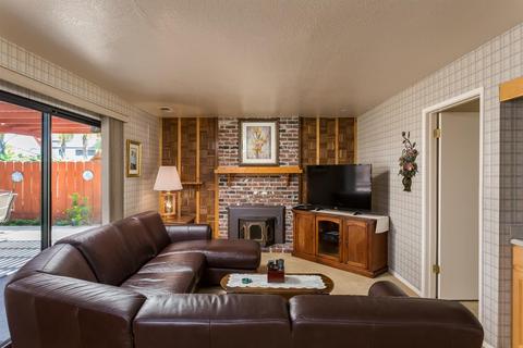 559 Nancy Dr, Ripon, CA 95366 photo 12
