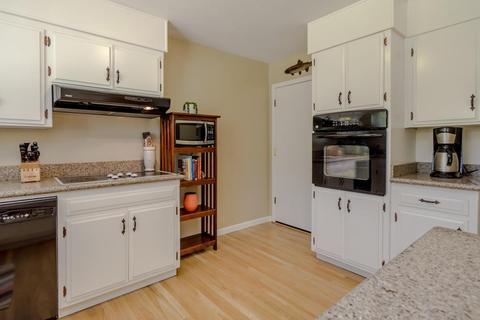 1012 Redwood, Davis, CA 95616 photo 20