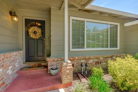 1012 Redwood, Davis, CA 95616 photo 2