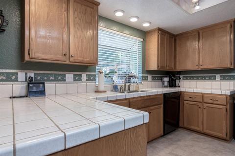 2605 Beatrice Ln, Modesto, CA 95355 photo 14