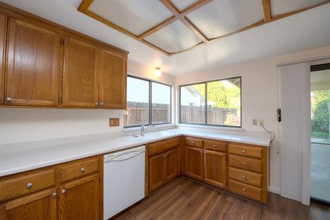 921 Arambel Dr, Patterson, CA 95363 photo 10