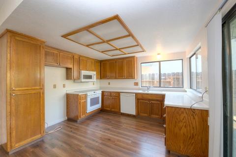 921 Arambel Dr, Patterson, CA 95363 photo 9