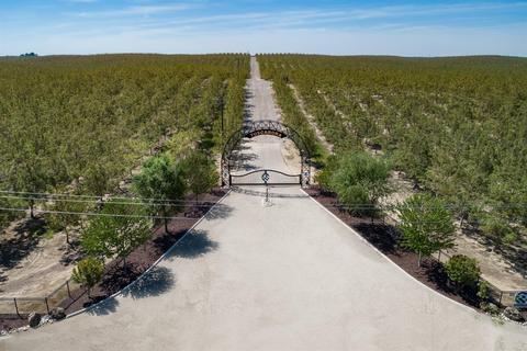 14954 Tim Bell Rd, Waterford, CA 95386