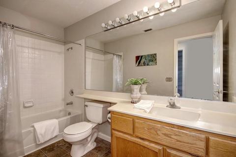 8201 Silk Tree Way, Antelope, CA 95843 photo 33