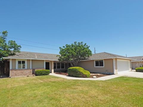 978 Foxfire Dr, Manteca, CA 95337 photo 2