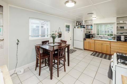 4949 Robertson Ave, Carmichael, CA 95608 photo 4